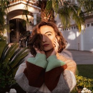 Meet your Posher, Ani